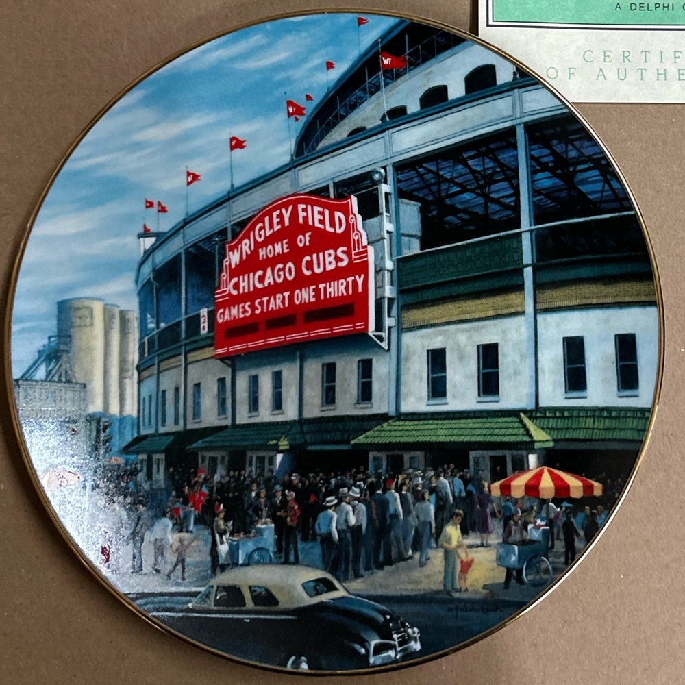 Wrigley Field: The Friendly Confines, Delphi Vintage Plate
